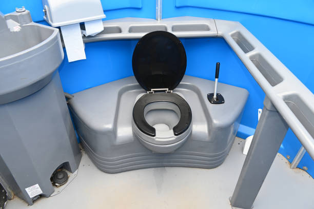 Portable Toilet Options We Offer in Maxwell, CA